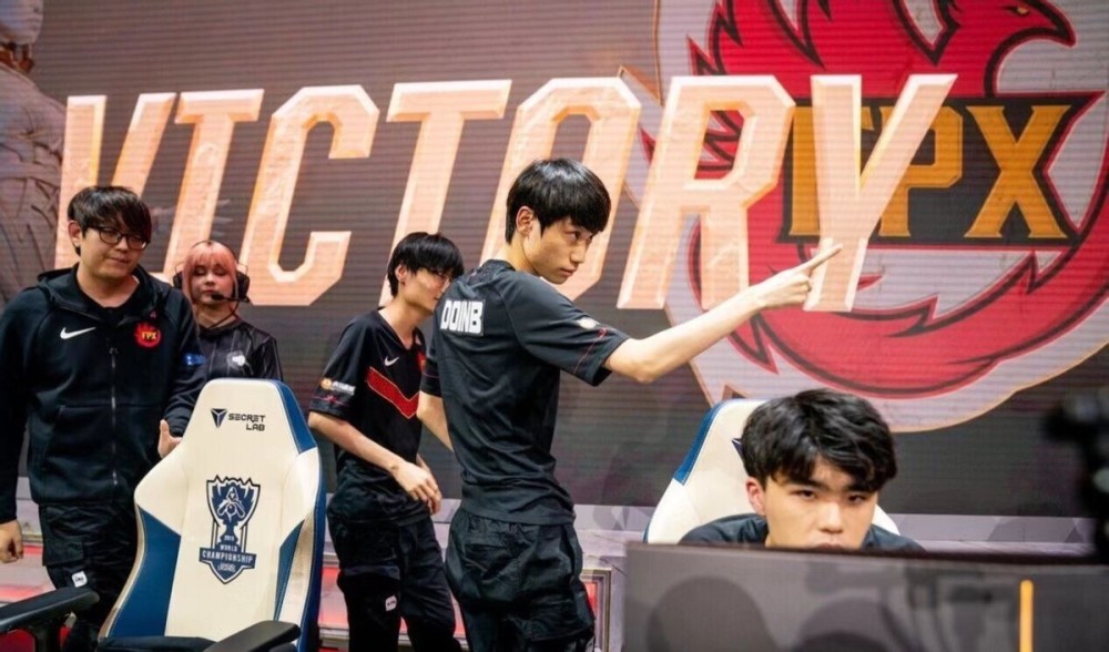 和球队的一 和球队的一