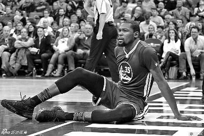 口的背景下 口的背景下